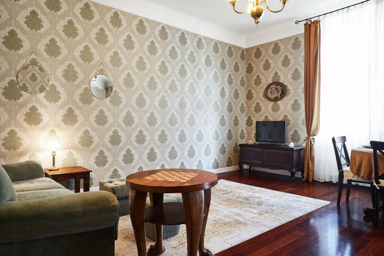 Luxury Apartment/Florianska Street Краків Екстер'єр фото