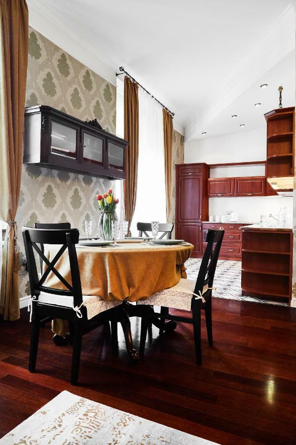 Luxury Apartment/Florianska Street Краків Екстер'єр фото